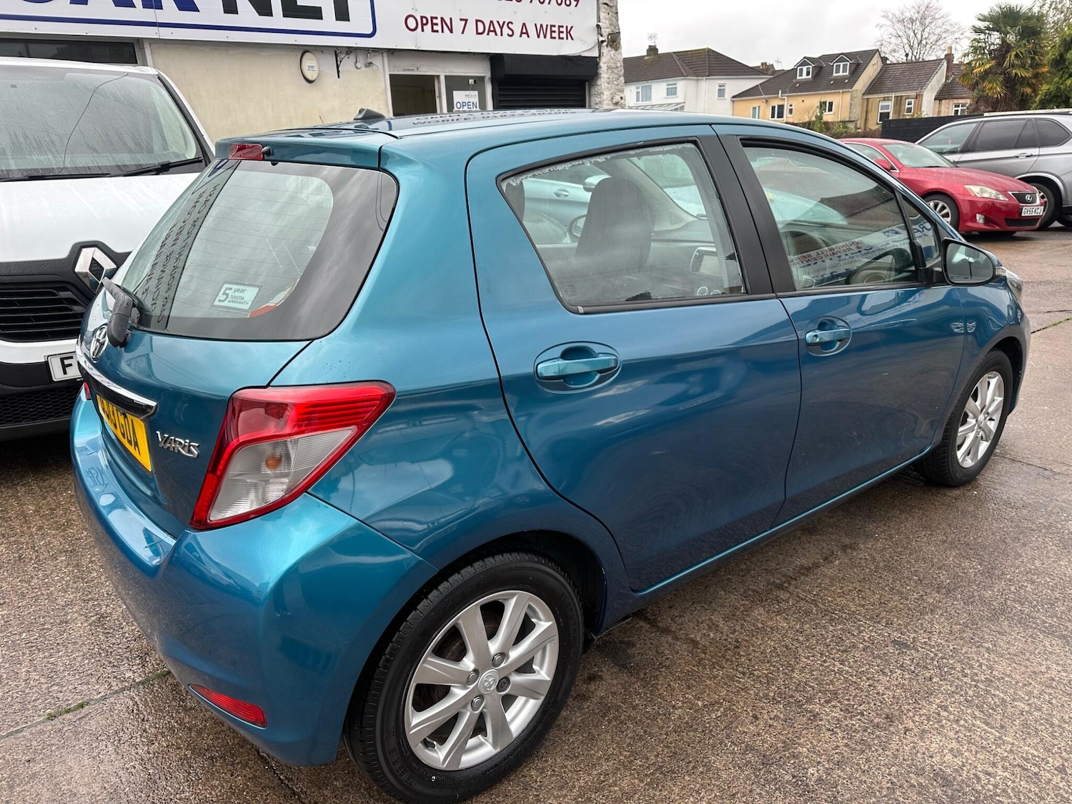 Used Toyota Yaris 2013 for sale - 76549930: Photo 18
