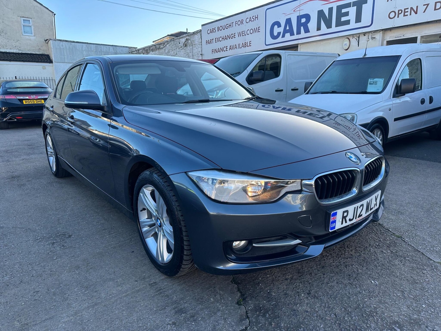 Used BMW 3 Series 2012 for sale - 76606881: Photo 2