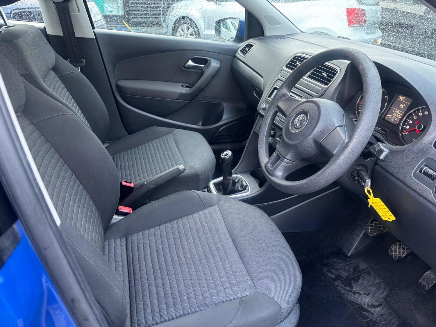 Used Volkswagen Polo 2011 for sale - 77290459: Photo 22