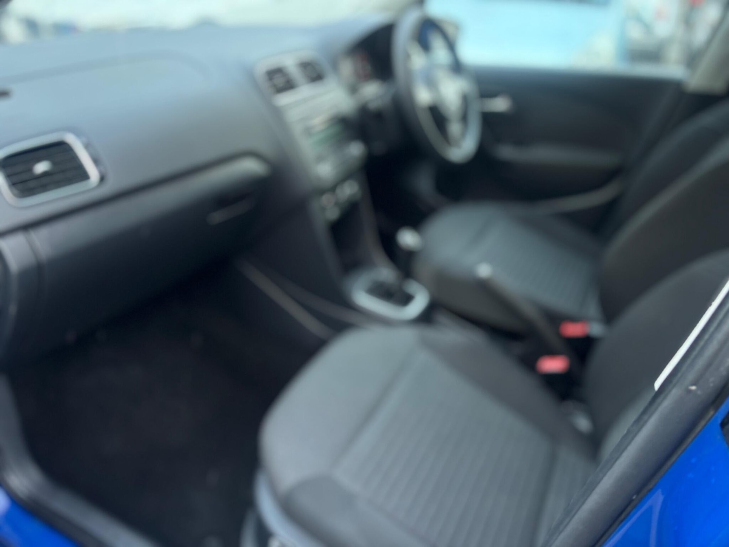 Used Volkswagen Polo 2011 for sale - 77290459: Photo 25