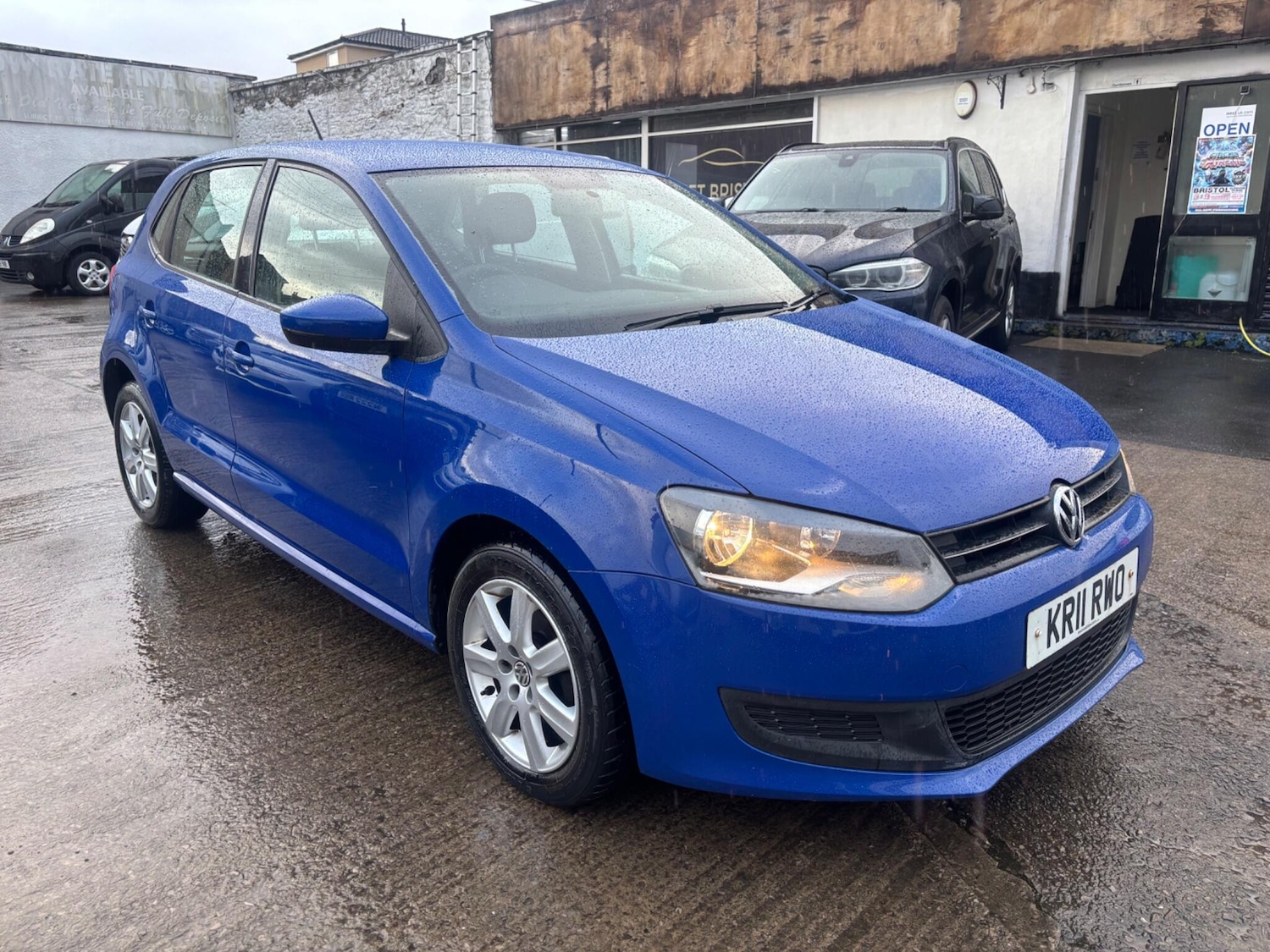 Used Volkswagen Polo 2011 for sale - 77290459: Photo 3