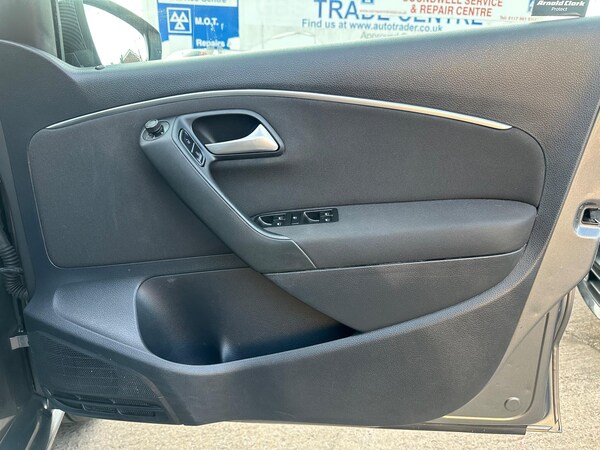 Used Volkswagen Polo 2015 for sale - 75669727: Photo 19