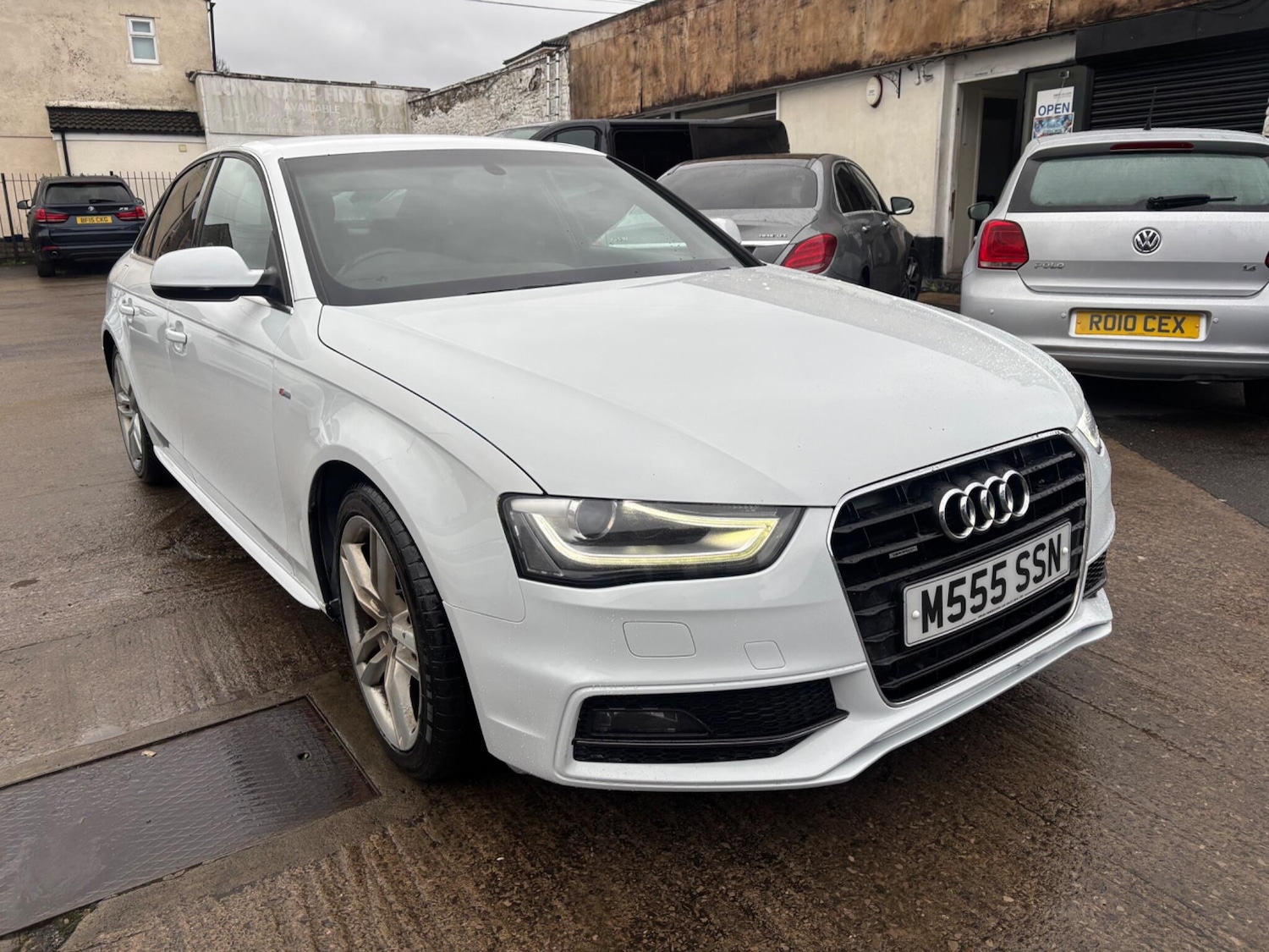 Used Audi A4 2014 for sale - 77511065: Photo 2