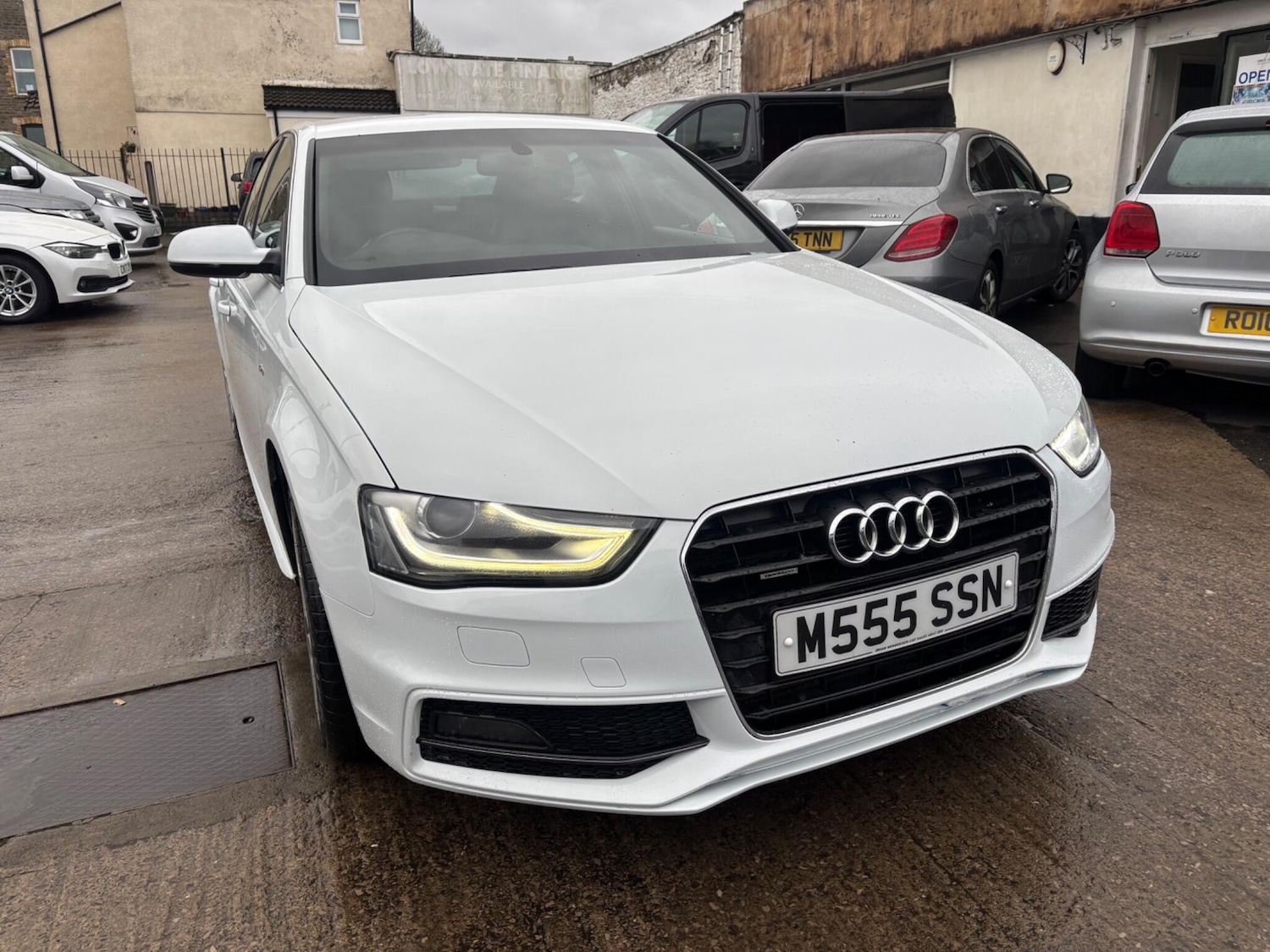 Used Audi A4 2014 for sale - 77511065: Photo 4