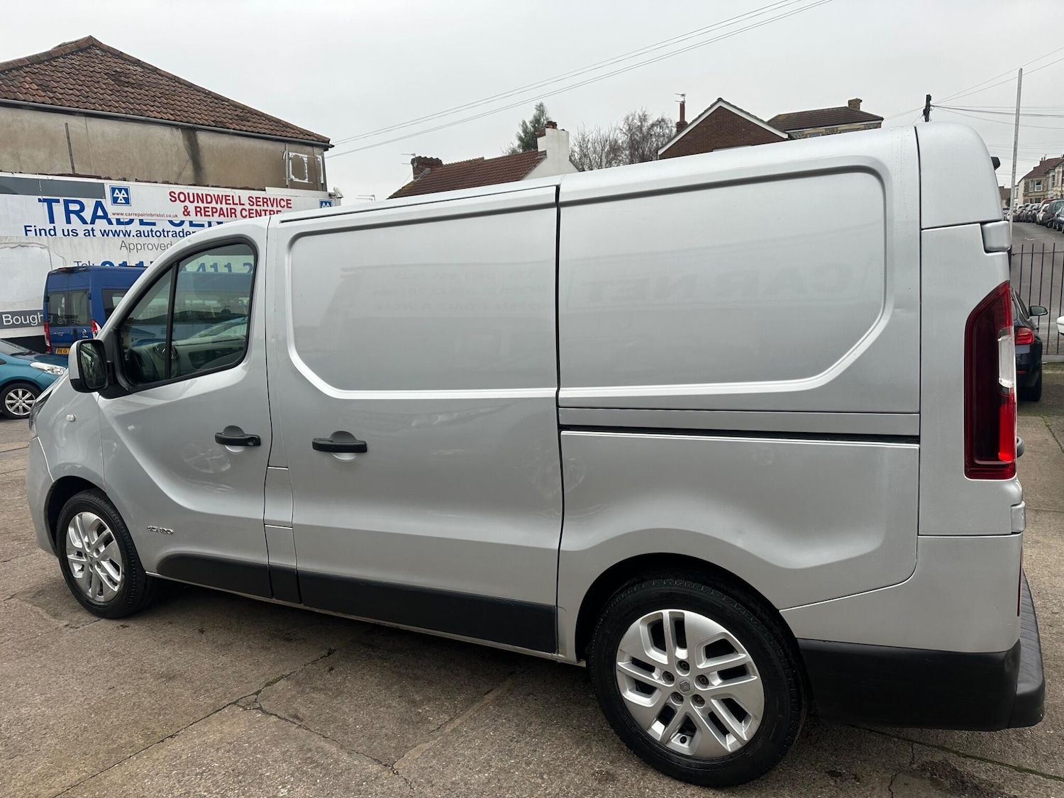 Used Renault Trafic 2017 for sale - 77039816: Photo 13