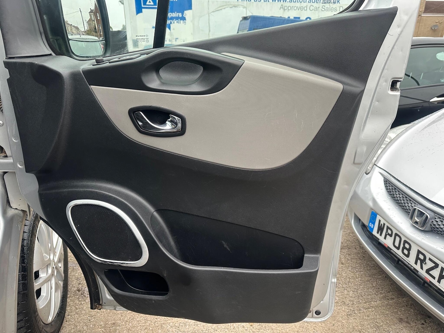 Used Renault Trafic 2017 for sale - 77039816: Photo 18