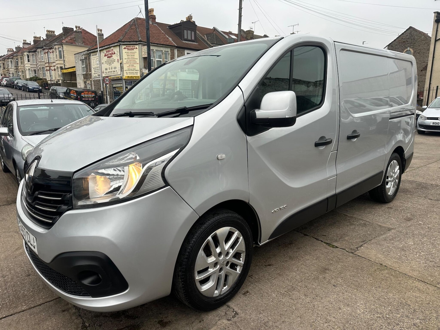 Used Renault Trafic 2017 for sale - 77039816: Photo 8