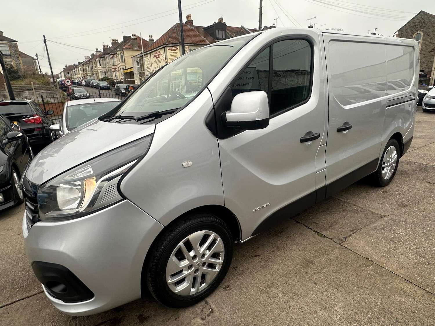 Used Renault Trafic 2017 for sale - 77039816: Photo 9