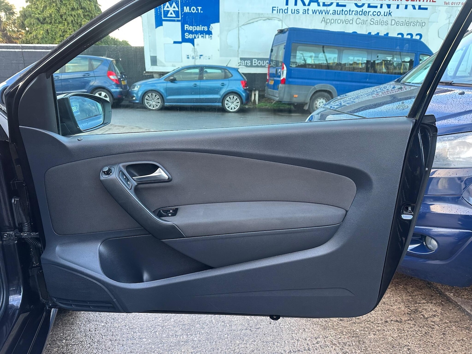 Used Volkswagen Polo 2011 for sale - 77229836: Photo 19