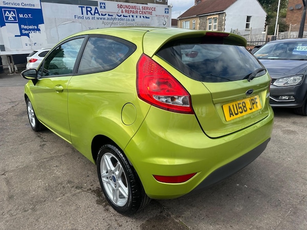 Used Ford Fiesta 2010 for sale - 75677744: Photo 11
