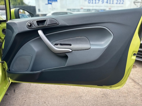 Used Ford Fiesta 2010 for sale - 75677744: Photo 17