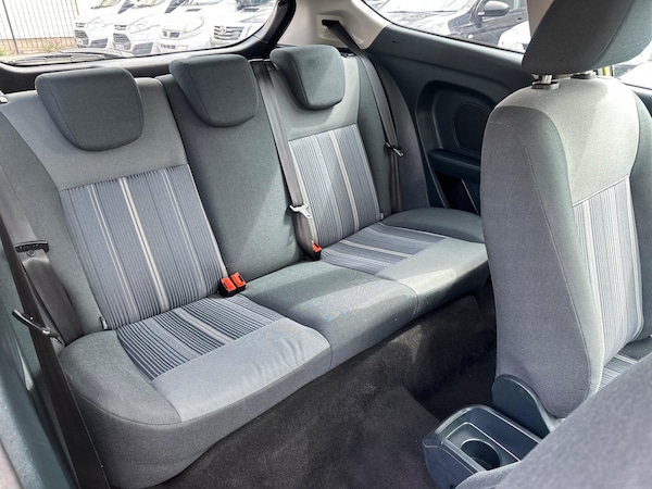 Used Ford Fiesta 2010 for sale - 75677744: Photo 21
