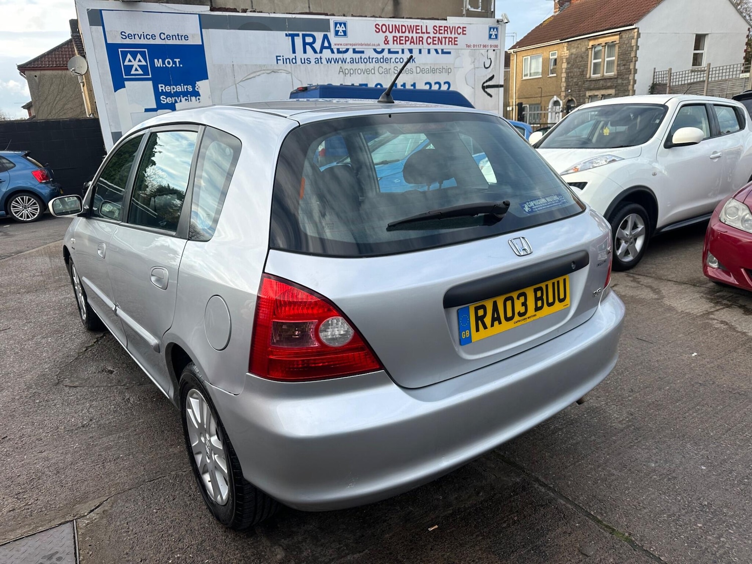 Used Honda Civic 2003 for sale - 76942387: Photo 10