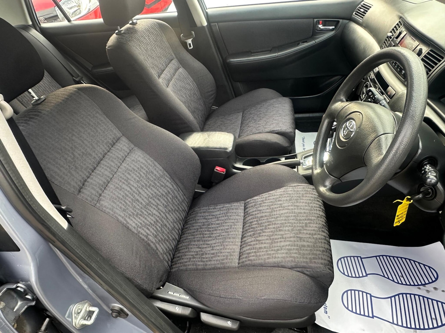 Used Toyota Corolla 2004 for sale - 76550944: Photo 21