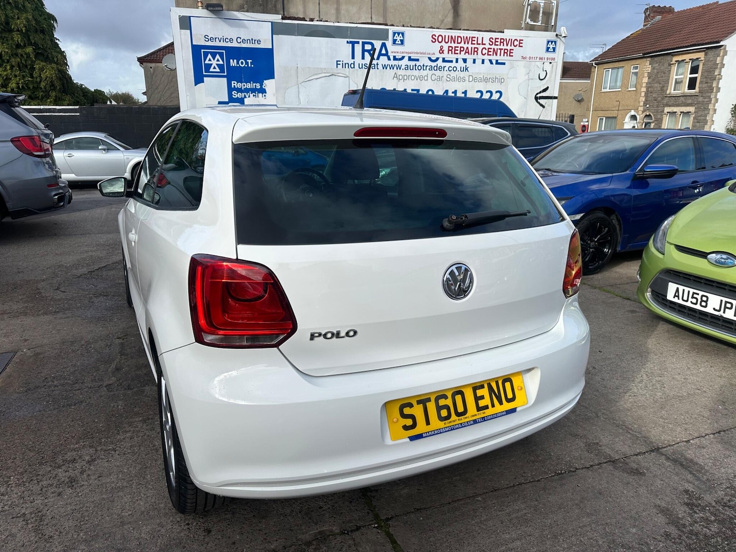 Used Volkswagen Polo 2010 for sale - 76398789: Photo 10