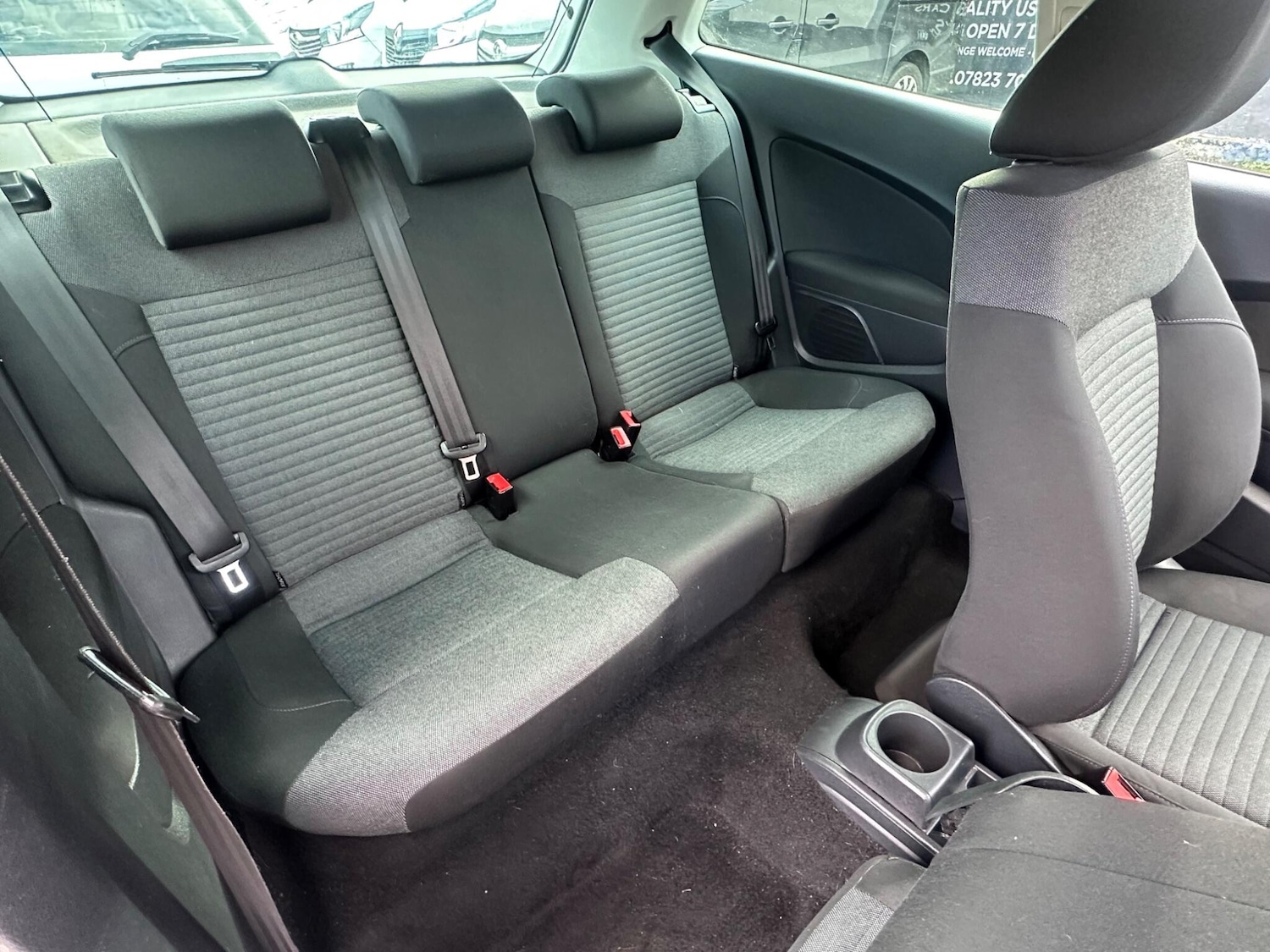 Used Volkswagen Polo 2010 for sale - 76398789: Photo 21