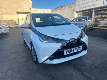 2014 (64) - 1.0 VVT-i X-Play 5dr