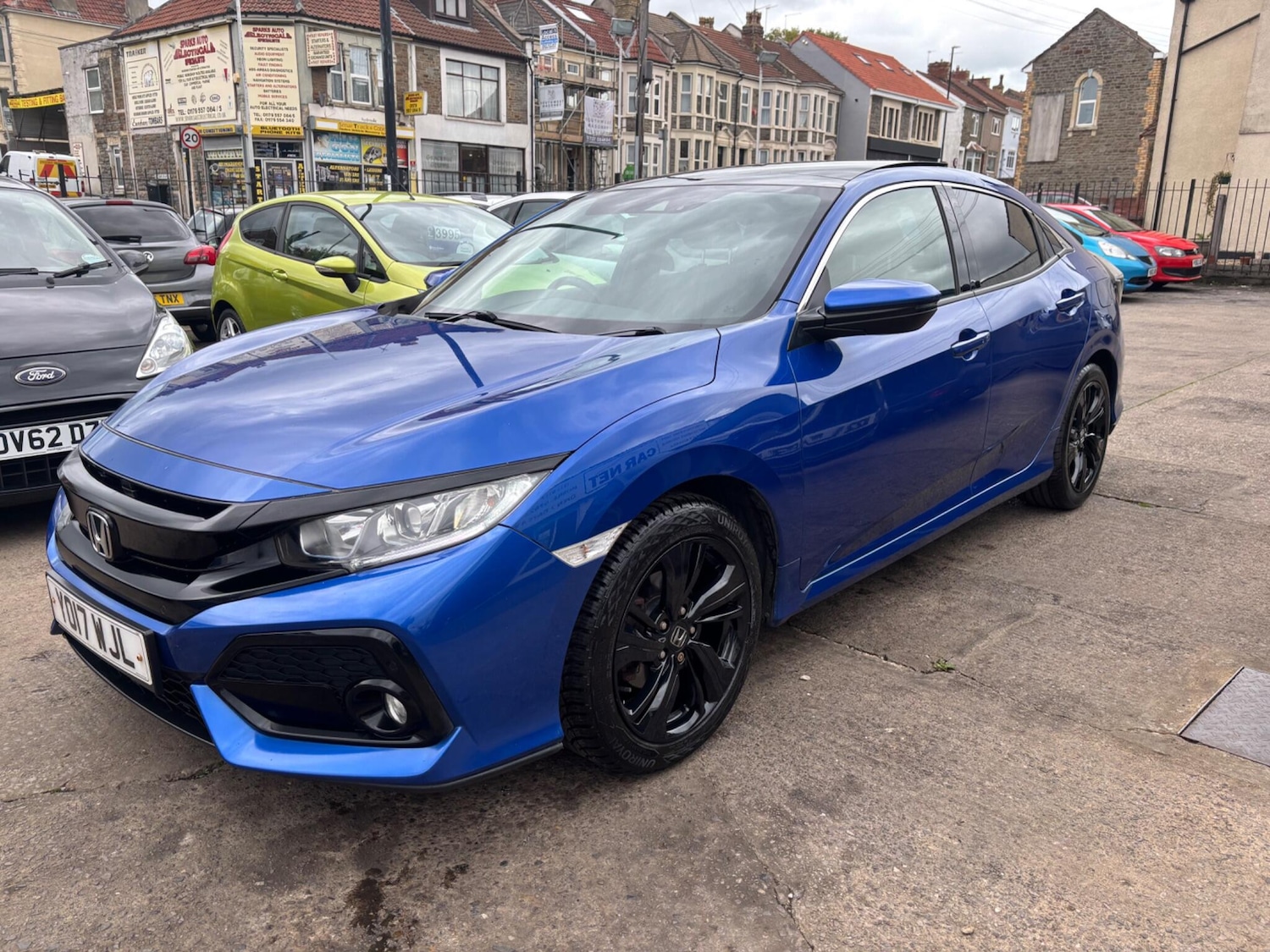 Used Honda Civic 2017 for sale - 75687630: Photo 12