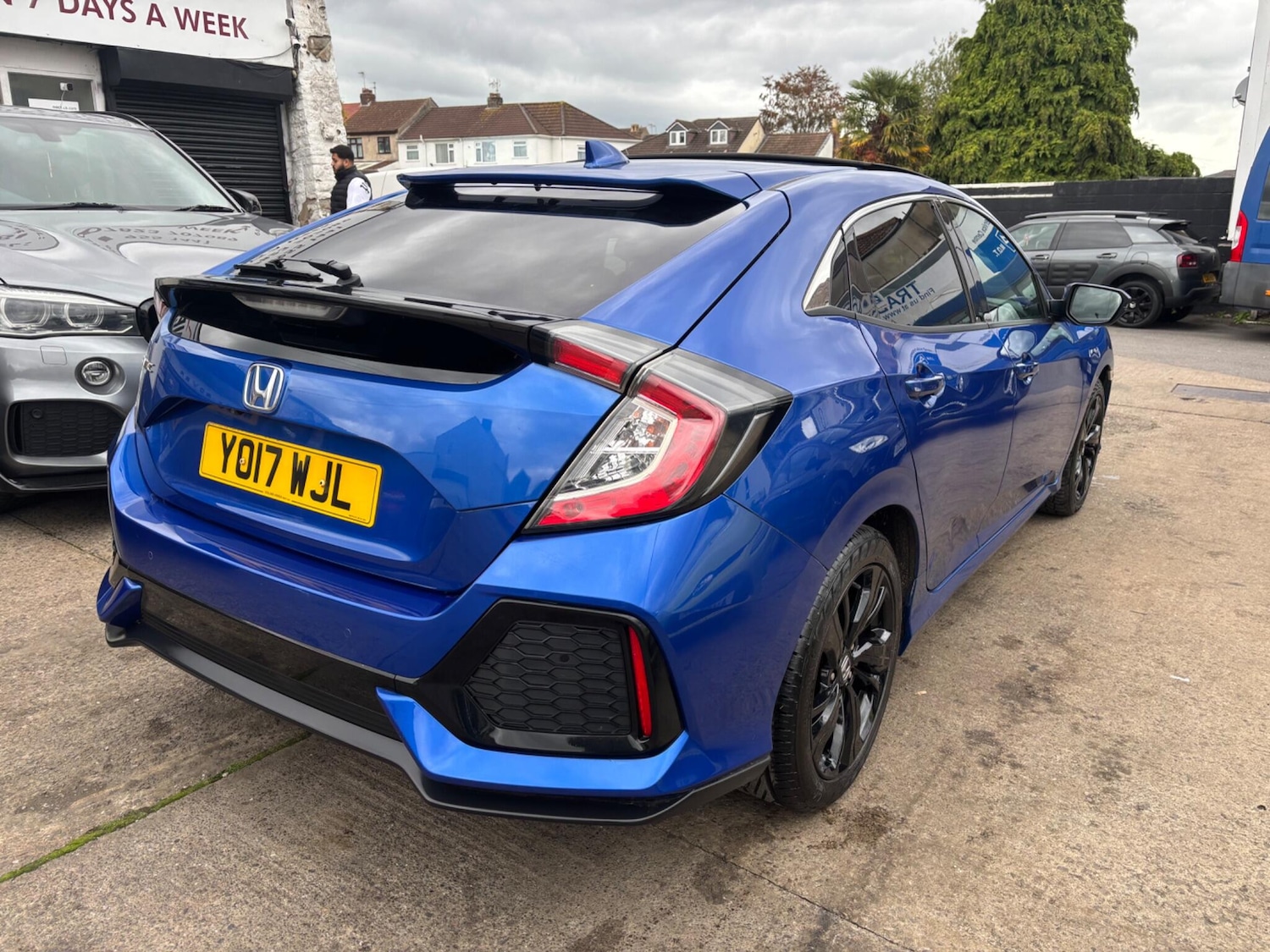 Used Honda Civic 2017 for sale - 75687630: Photo 15