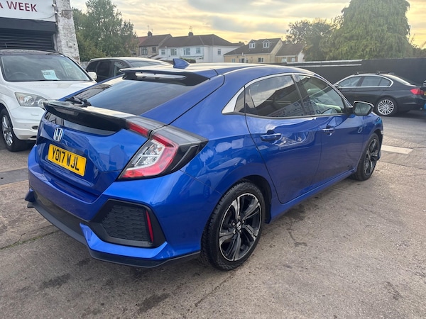 Used Honda Civic 2017 for sale - 75687630: Photo 16