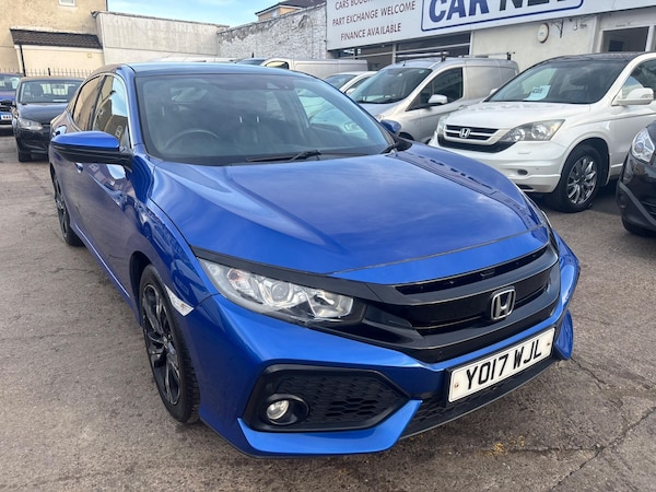 Used Honda Civic 2017 for sale - 75687630: Photo 1