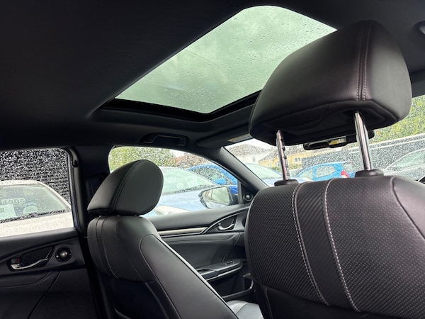 Used Honda Civic 2017 for sale - 75687630: Photo 23