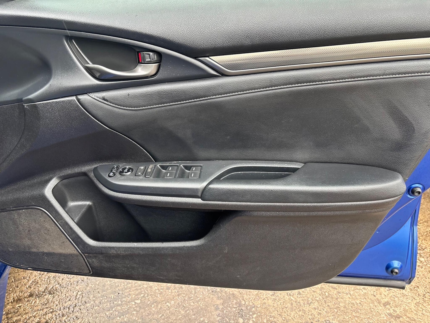 Used Honda Civic 2017 for sale - 75687630: Photo 24