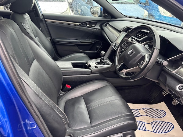 Used Honda Civic 2017 for sale - 75687630: Photo 24