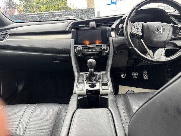 Used Honda Civic 2017 for sale - 75687630: Photo 26