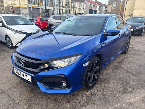 Used Honda Civic 2017 for sale - 75687630: Photo 5