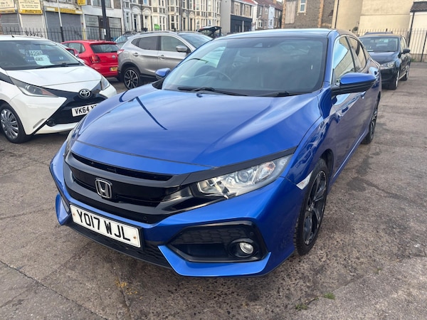 Used Honda Civic 2017 for sale - 75687630: Photo 9