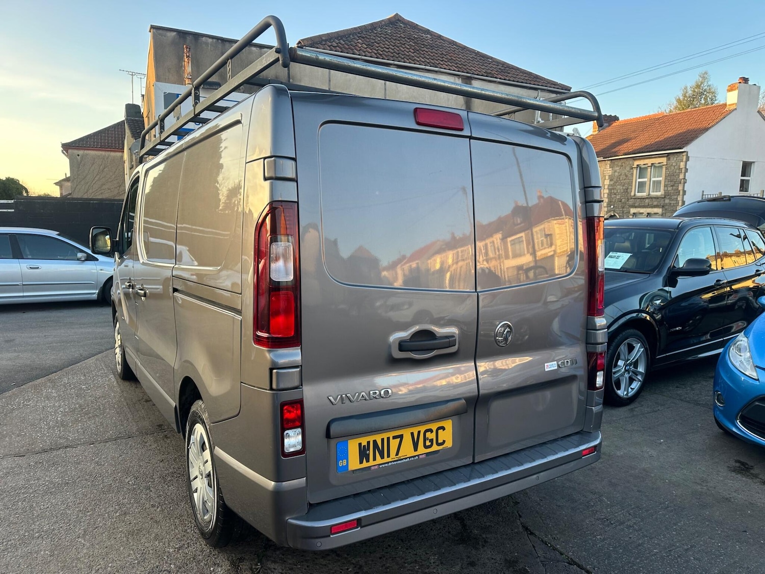 Used Vauxhall Vivaro 2017 for sale - 77114145: Photo 10