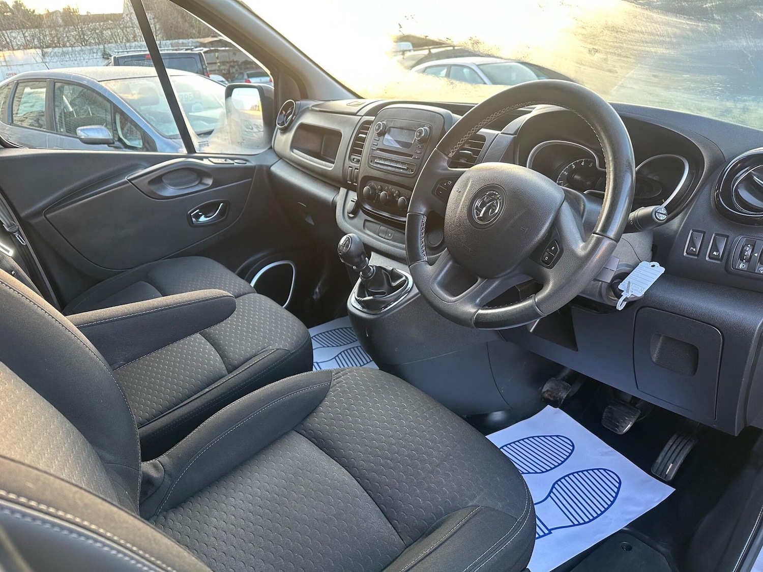 Used Vauxhall Vivaro 2017 for sale - 77114145: Photo 21