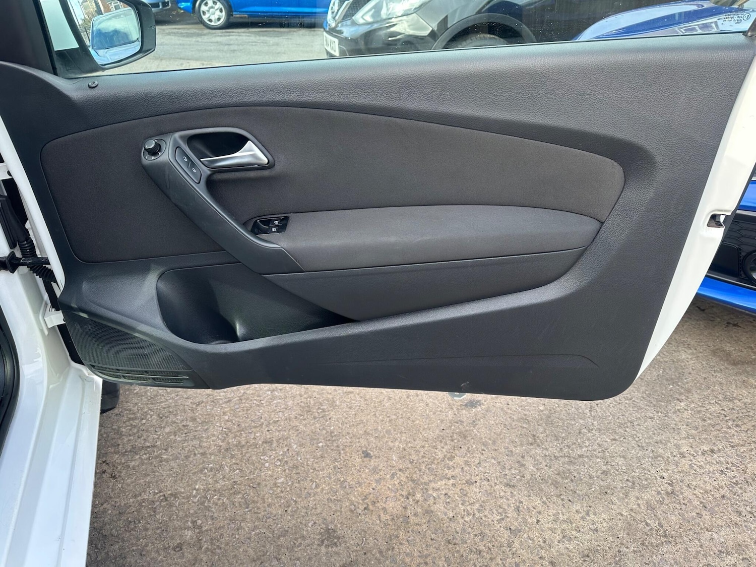 Used Volkswagen Polo 2010 for sale - 76485110: Photo 18