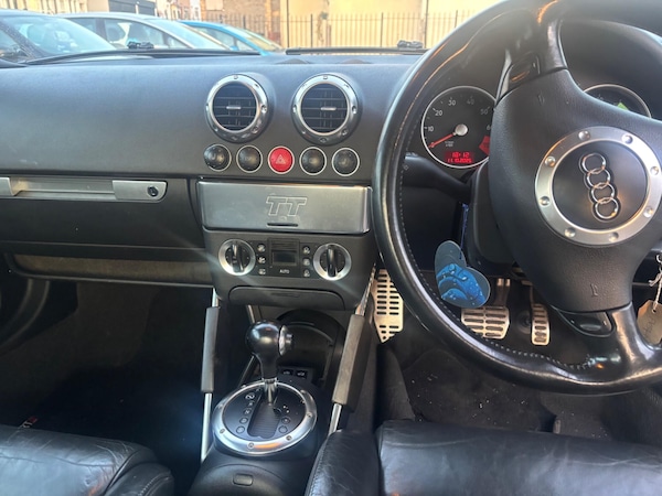 Used Audi TT 2004 for sale - 76250920: Photo 14
