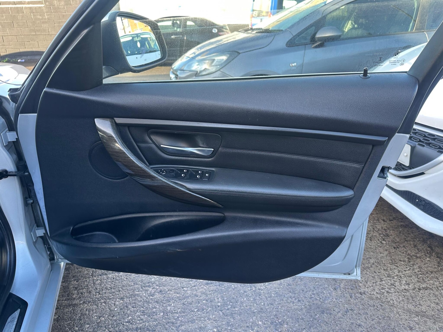 Used BMW 3 Series for sale - 76742320: Photo 21