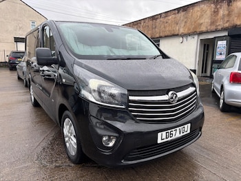 Used Vauxhall Vivaro 2017 for sale - 77202627: Photo
