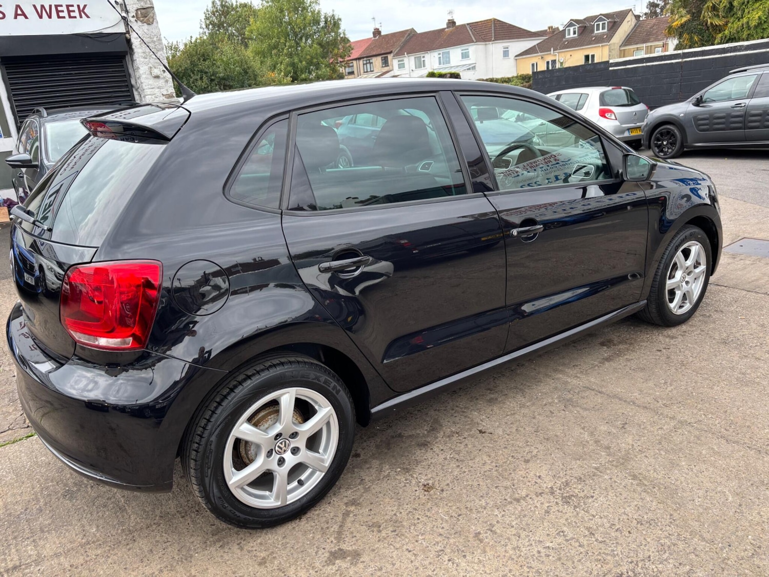 Used Volkswagen Polo 2010 for sale - 76937377: Photo 13