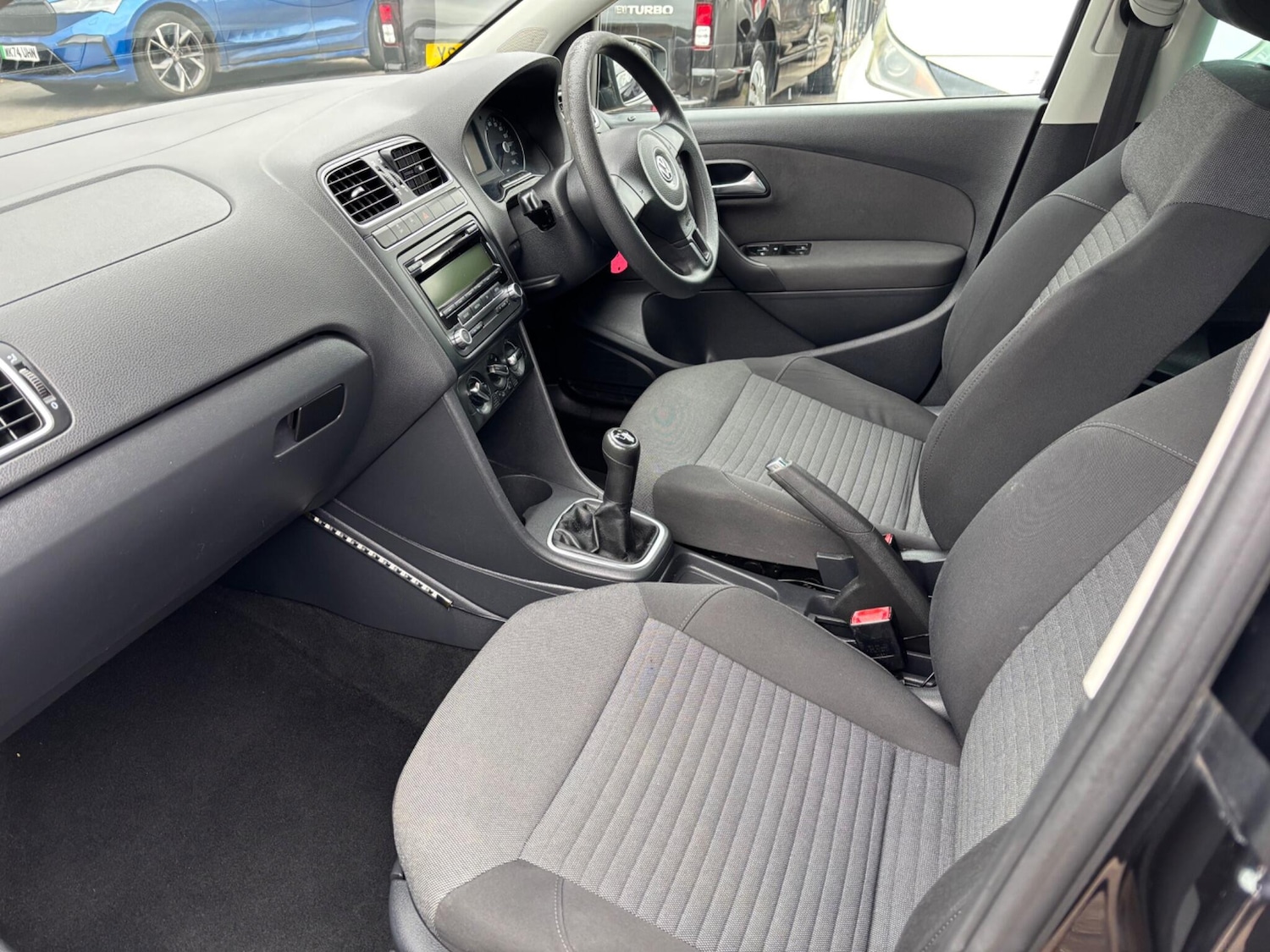 Used Volkswagen Polo 2010 for sale - 76937377: Photo 23