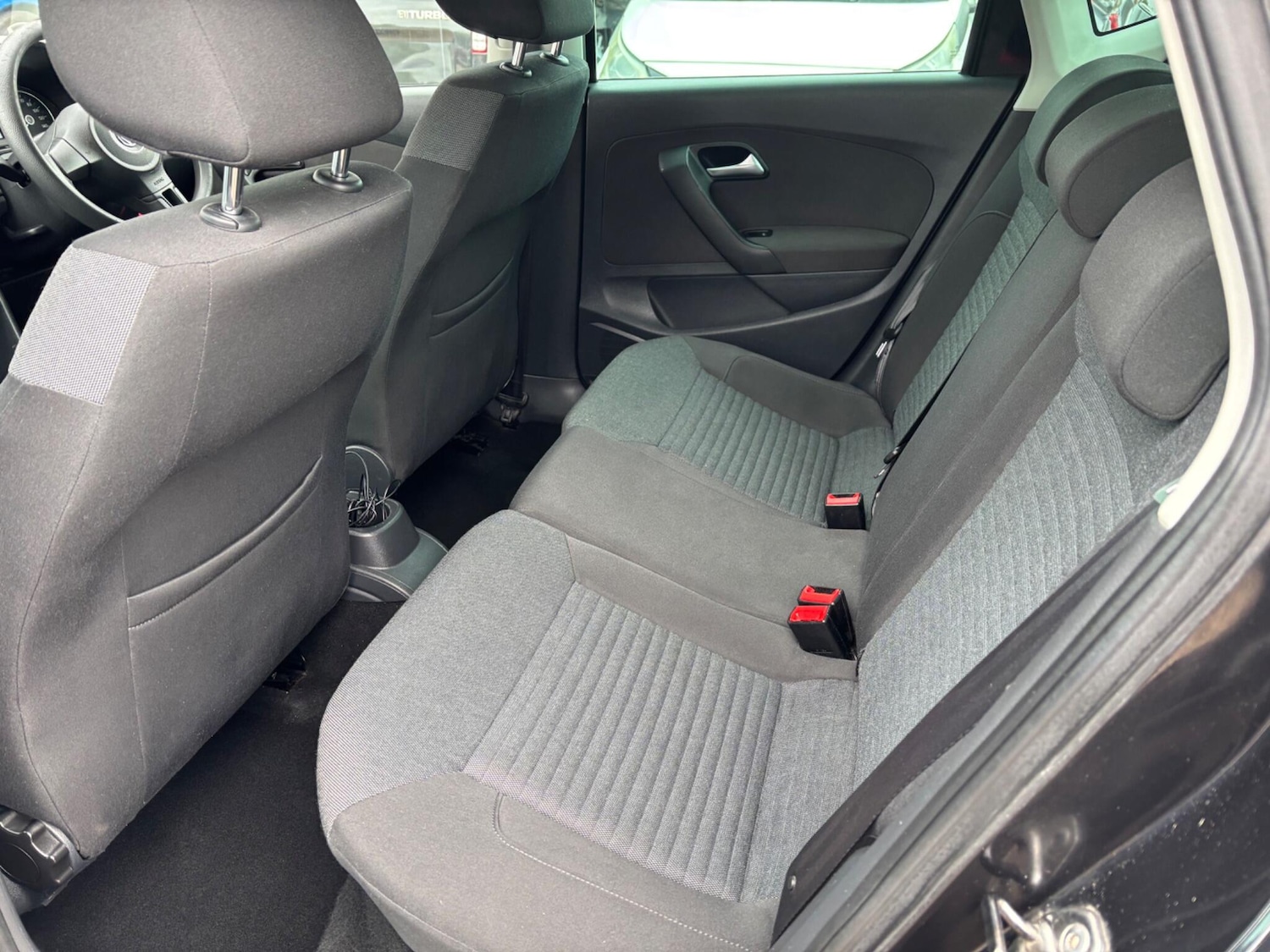 Used Volkswagen Polo 2010 for sale - 76937377: Photo 24