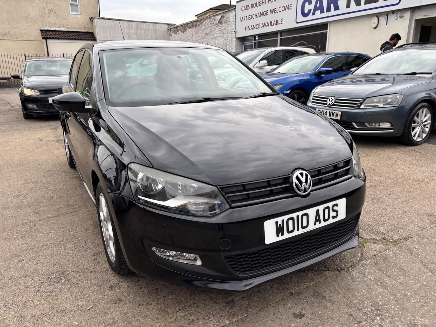 Used Volkswagen Polo 2010 for sale - 76937377: Photo 4