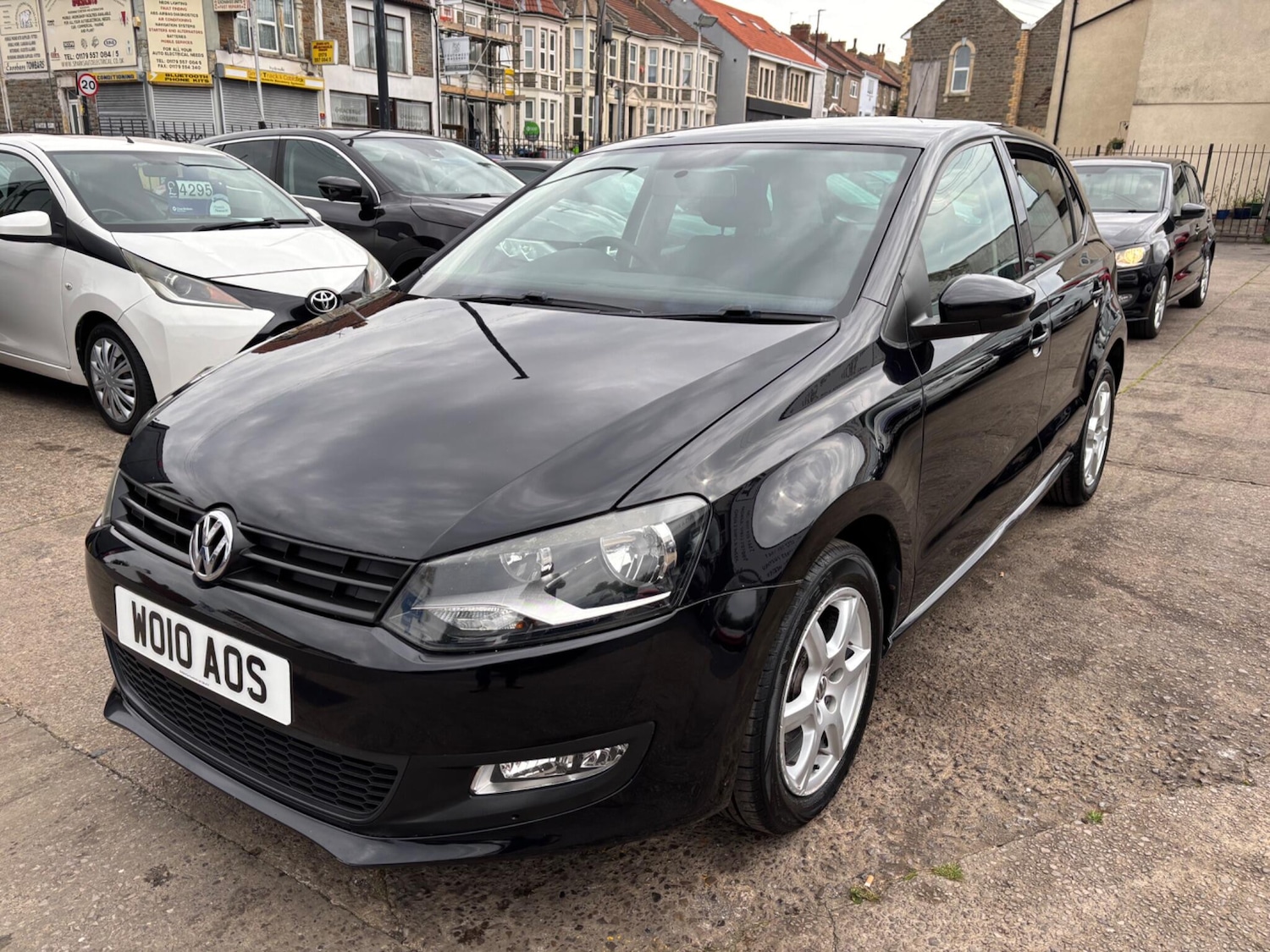Used Volkswagen Polo 2010 for sale - 76937377: Photo 8