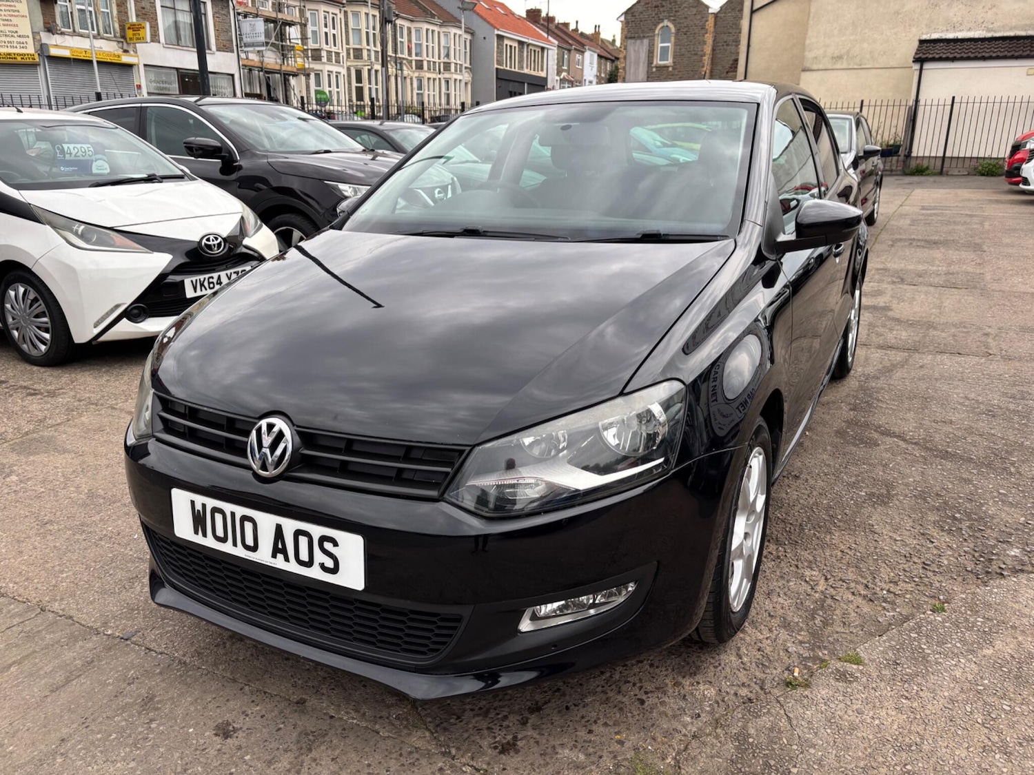 Used Volkswagen Polo 2010 for sale - 76937377: Photo 9