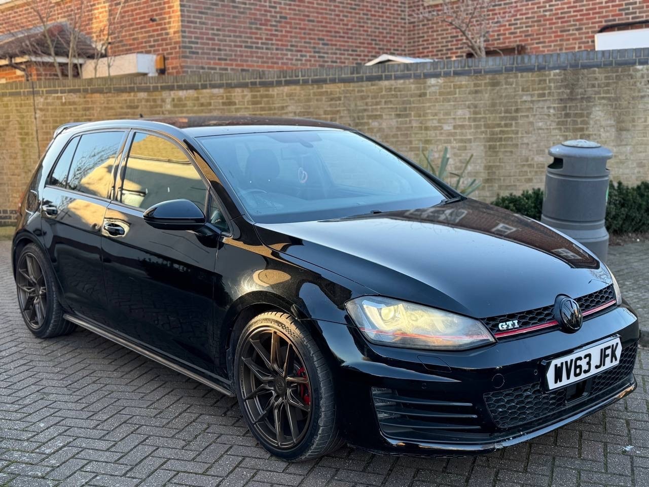 Used Volkswagen Golf 2014 for sale - 77750472: Photo 2