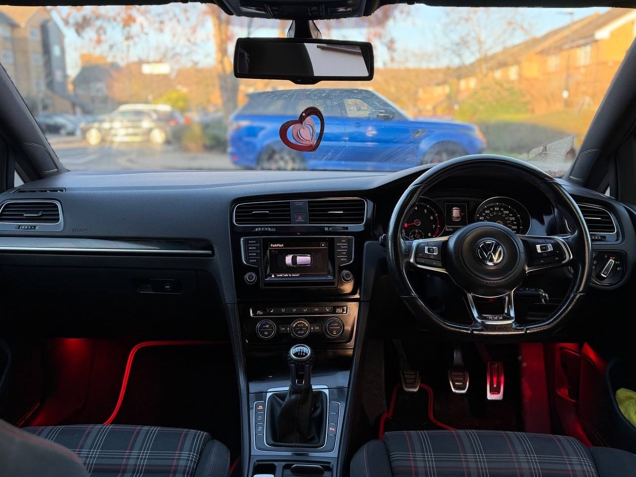 Used Volkswagen Golf 2014 for sale - 77750472: Photo 9