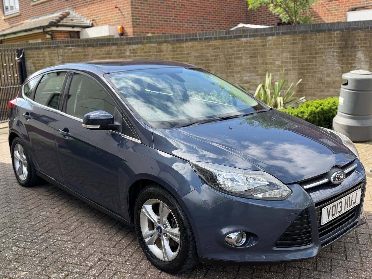 Used Ford Focus 2013 for sale - 78225990: Photo 2
