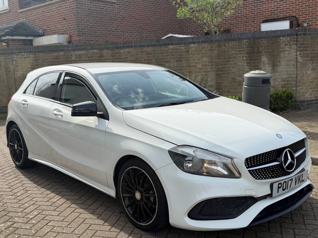 Used Mercedes-Benz A-Class 2017 for sale - 77979889: Photo 2