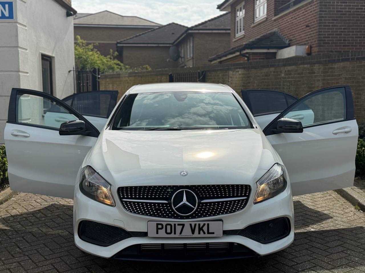 Used Mercedes-Benz A-Class 2017 for sale - 77979889: Photo 5