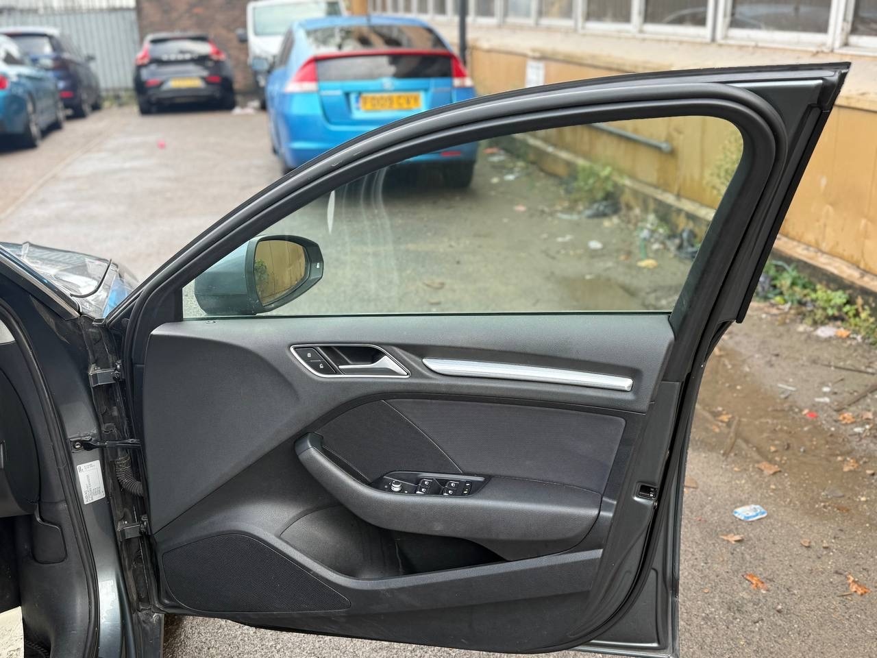 Used Audi A3 2014 for sale - 76340945: Photo 15