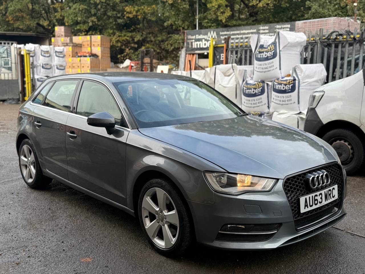 Used Audi A3 2014 for sale - 76340945: Photo 2